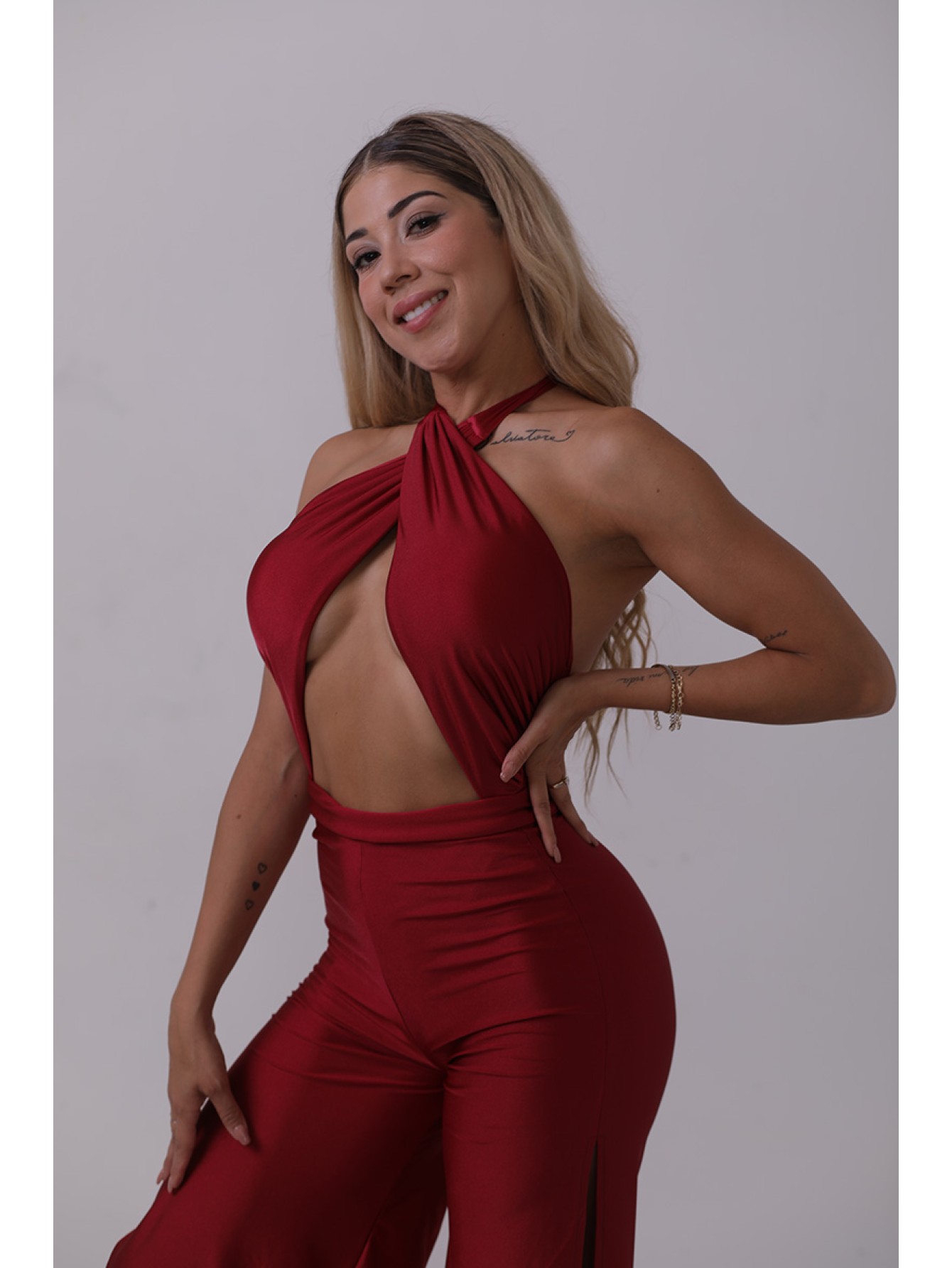 crossnecl bodysuit 