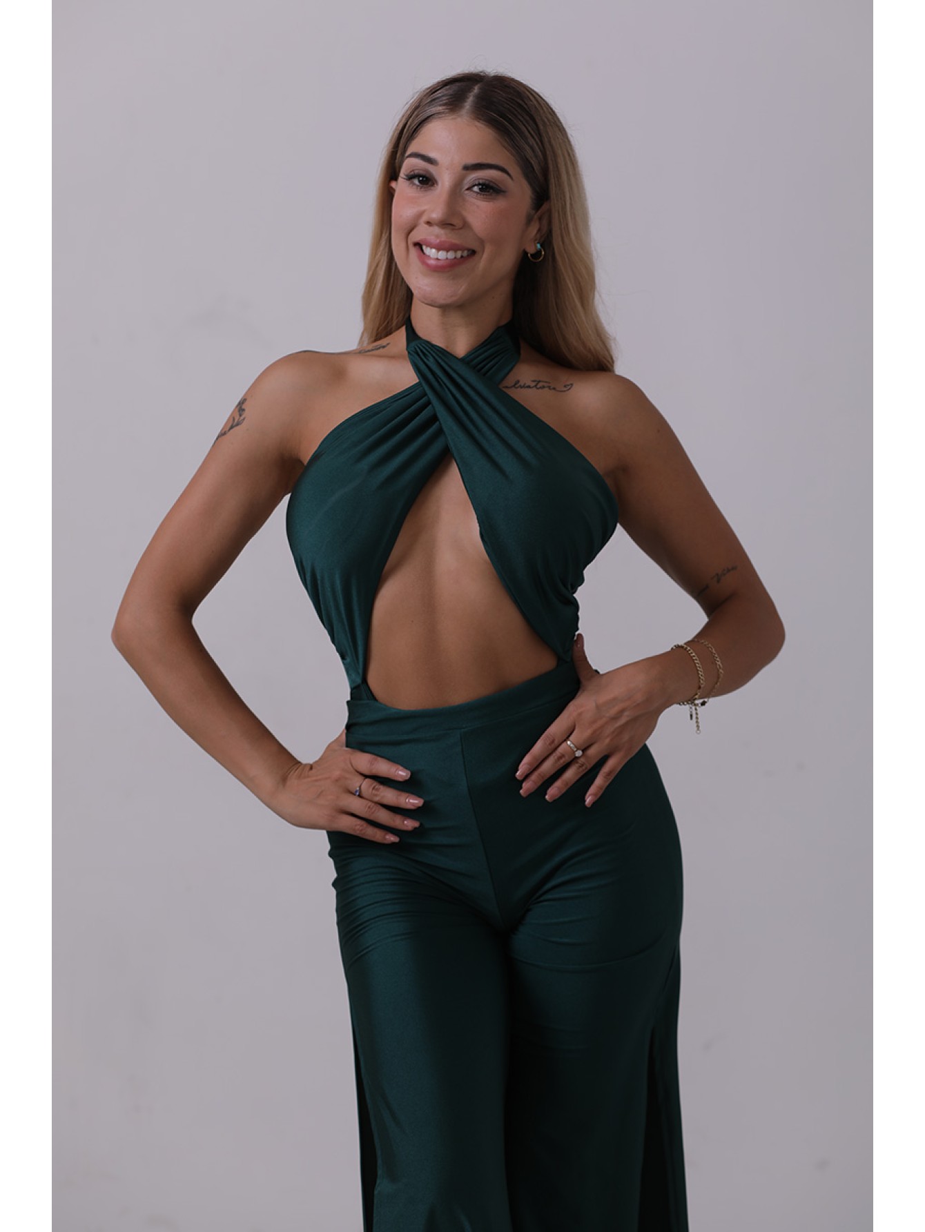 crossnecl bodysuit 