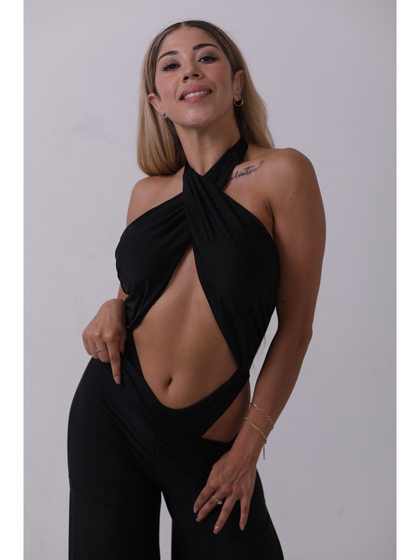 crossnecl bodysuit 
