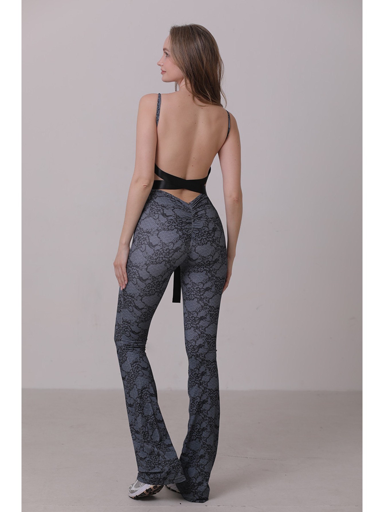 Lafitwear original design lace - printed belt flared jumpsuit, a sexy European - American style fitness flared pants 